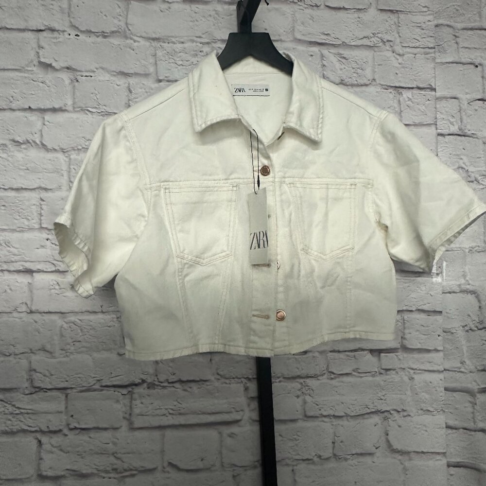 NWT -  DENIM CROPPED SHIRT